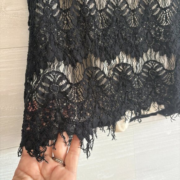 Lace top - Picture 2 of 3